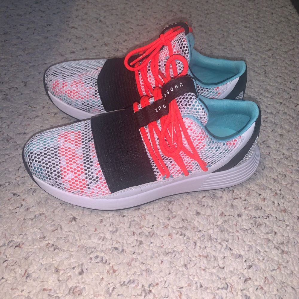 Under Armour shoes, women’s sz 7.5